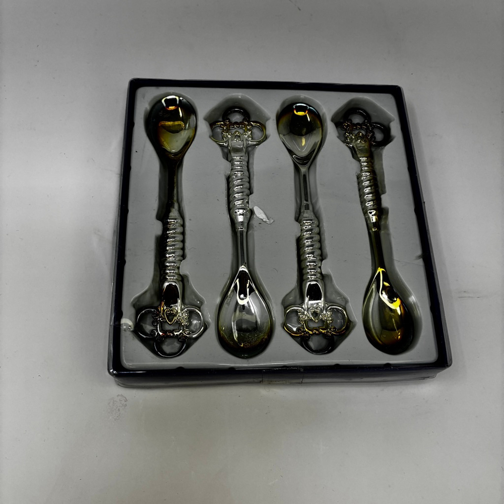 Elegance Silver-Plated Serving Spoon Set – Gold Bowls & Patina – New in Box
